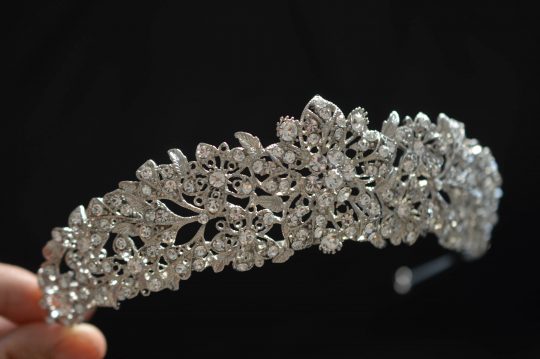 Serre-tete-Diademe-Princesse-en-Strass-pour-Mariage-04