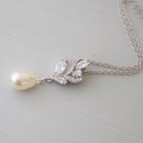 collier perles parure mariage