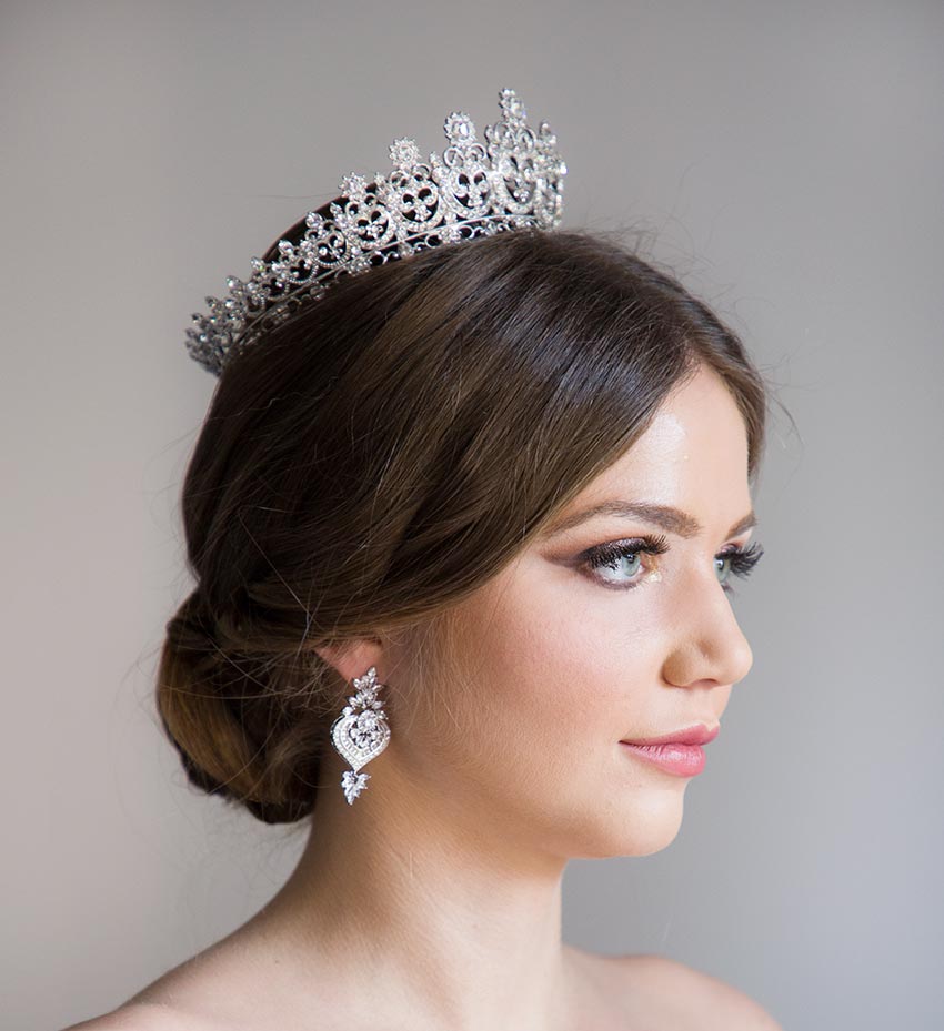 Couronne Swarovski mariage, bijou royal de luxe en cristal