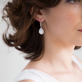 boucles d'oreilles cristal mariage en forme de goutte