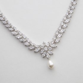 Collier pour mariée élégant diamanté perle nacré Swarovski