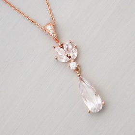 Collier pour mariée élégant