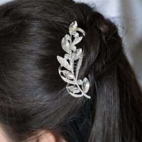 Broche de cheveux bohème argentée feuilles cristal « Angelina »