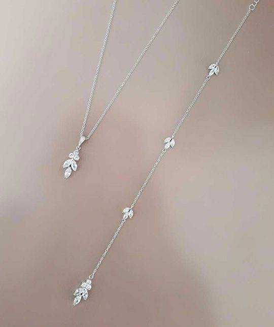 Collier de mariée avec bijou robe dos nu "Colline"