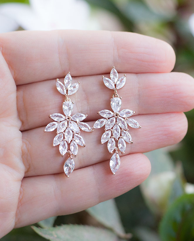 Boucles d'oreilles mariée élégantes en cristal Swarovski Célestine