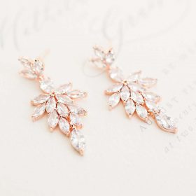 Boucles d'oreilles mariée élégantes en cristal Swarovski Célestine