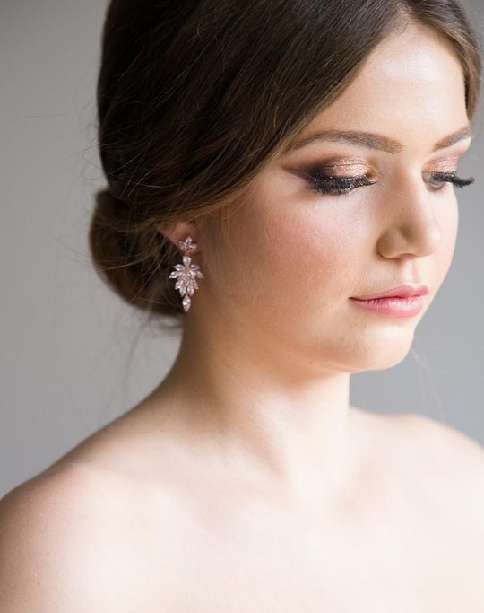 Boucles d'oreilles mariée élégantes en cristal Swarovski “Célestine”