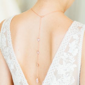 Bijou de dos pour votre collier de mariée rose gold 