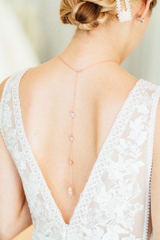 Bijou de dos pour votre collier de mariée rose gold "Colline"