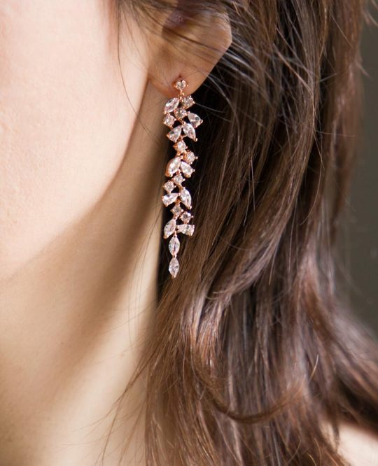 Boucles d’oreilles mariage longues légères en Zircon rose gold