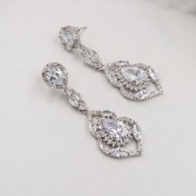 Boucles d’oreilles mariage longues romantiques en cristal