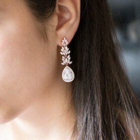 Boucles d’oreilles mariage pendantes chic en Zircon Lara