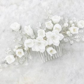 Bijoux chignon mariage fleurs blanches sur peigne Lara