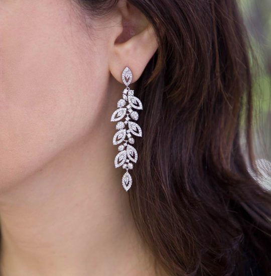 Boucles d'oreilles mariage feuilles pendantes Darina