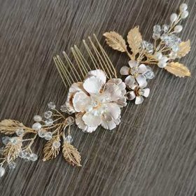 Accessoire cheveux mariage bohème bijou coiffure fleurs perles