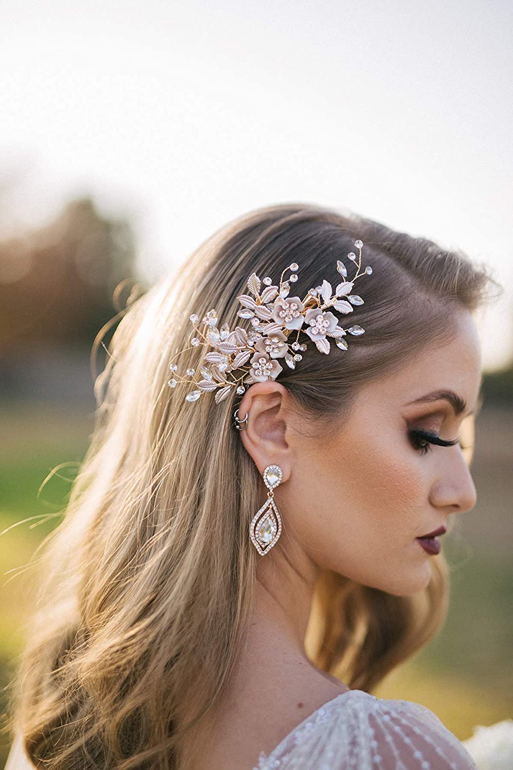bijoux cheveux mariage épingles chignons fleurs et perles