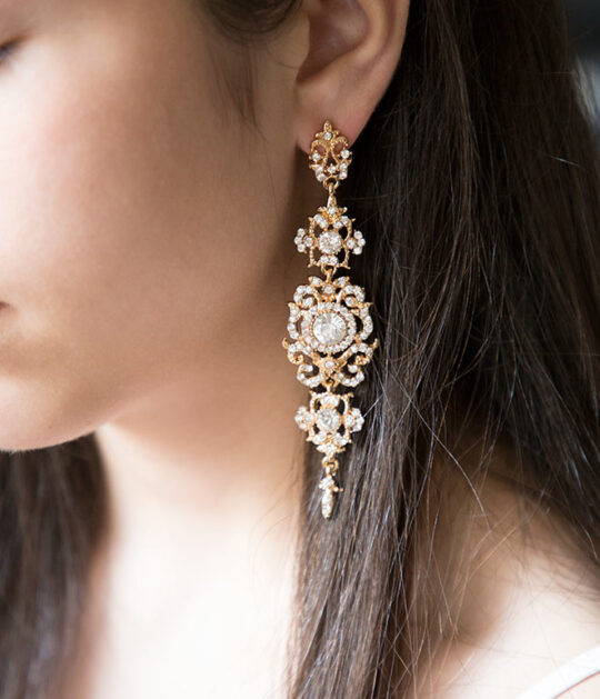 Boucles d'oreilles mariée longues retro chic Art-deco « Irena» – Image 3