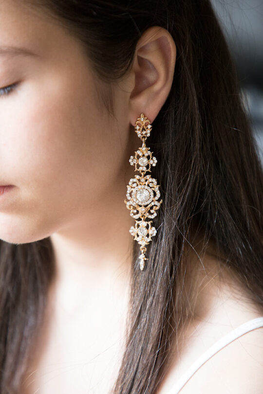 Boucles d'oreilles mariée longues retro chic Art-deco « Irena» – Image 5