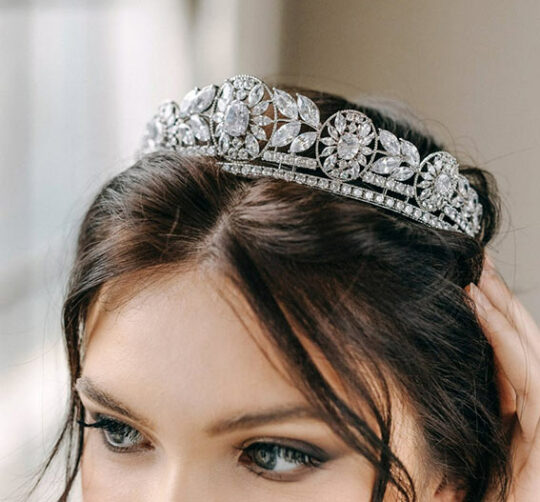 Accessoire de coiffure mariage, diadème princesse diamanté