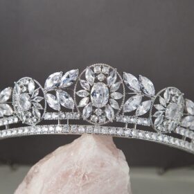 Accessoire de coiffure mariage, diadème princesse diamanté "Chantal"