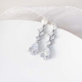 Parure bijoux mariage élégant collier boucles cristal perles Kely