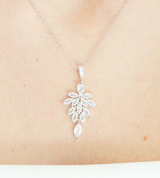 parure bijoux mariée élégantes en cristal Swarovski « Célestine »