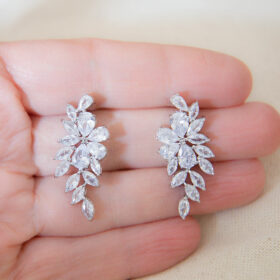 Boucles-d'oreilles-mariage-romantiques-cristal-Swarovski-Flora