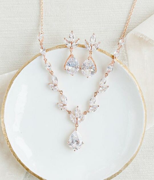 parure-bijoux-mariage-elegante-cristal-rose-gold-ou-argente