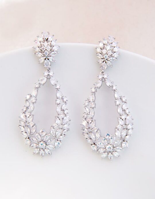 Boucles d'oreilles mariée élégantes chic féminines en cristal zircon "Chloé"
