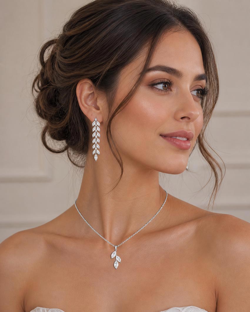 Parure bijoux mariage zirconium haut de gamme – collier et boucles d’oreilles élégants