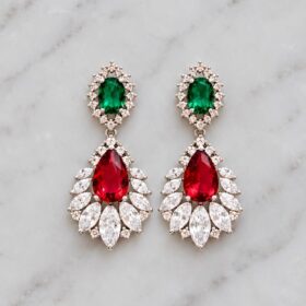 Boucles d’oreilles cristal couleurs de Noël, vert et rouge "Elfira"