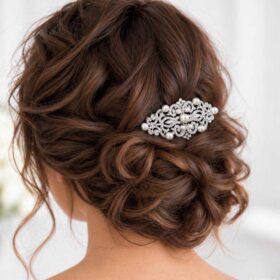 Peigne cheveux mariée élégance vintage avec cristaux et perles "Constance"